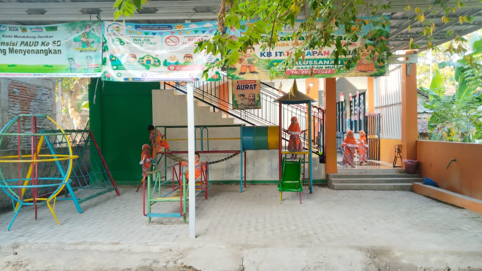 Taman Bermain KB PAUD Harapan Mulia